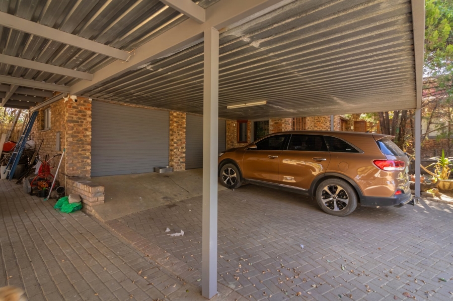 3 Bedroom Property for Sale in Tuinhof Free State